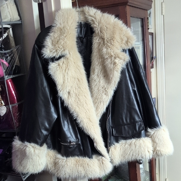 Women's Black and Cream Fur-Trimmed Jacket - Picture 2 of 6